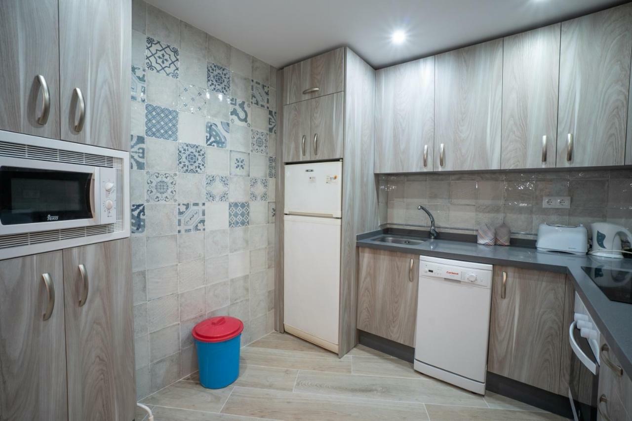 Palmeras 80 Menyber Nerja Luaran gambar