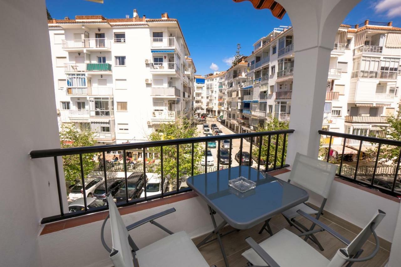 Palmeras 80 Menyber Nerja Luaran gambar